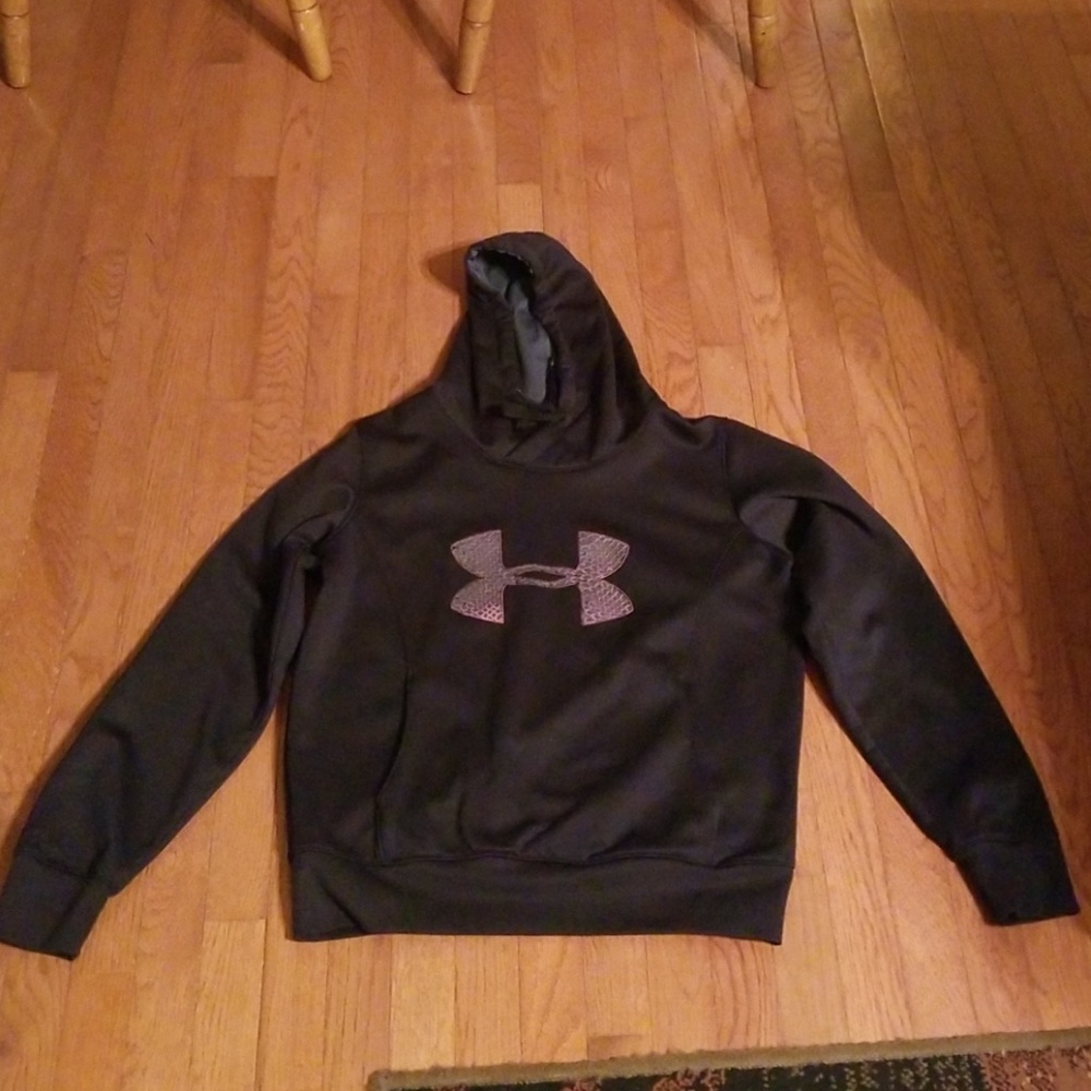 Womans Under Armour hoodie